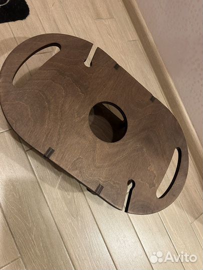 Столик подставка для вина и бокалов