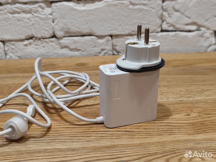 Ноутбук Lenovo Pro 16 Ips 2.5К/120Гц/R7 8845H/32Gb