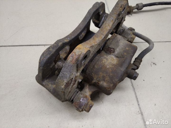 Суппорт передний левый 4007 2008-2013