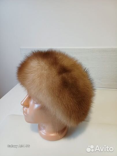 Меховая шапка из куницы