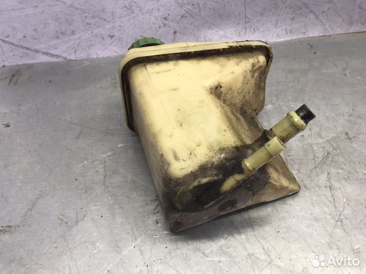 Бачок гур Audi A100 (C4), 1992 г.в., 2.3L