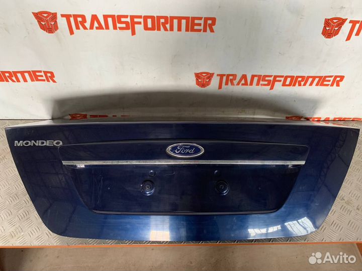 Планка крышки багажника Форд Мондео 3