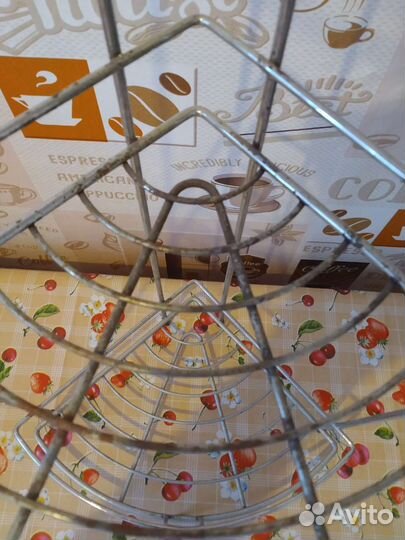 Угловая полка для ванной