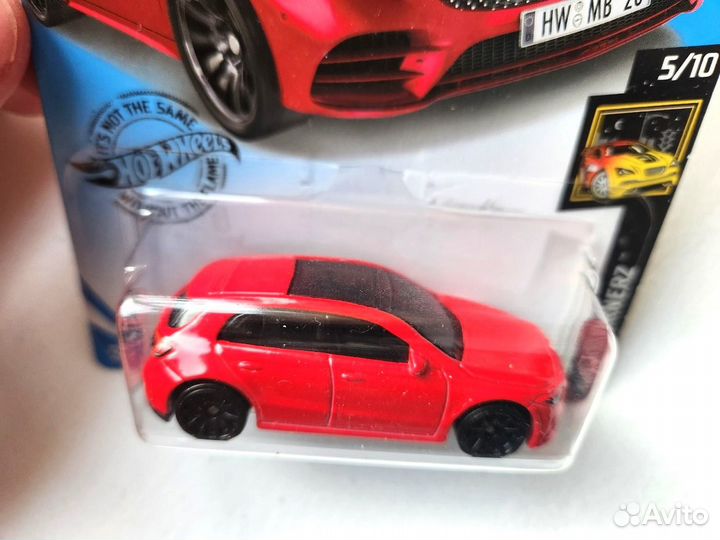 Hot Wheels Mercedes-Benz A-Class (Red)