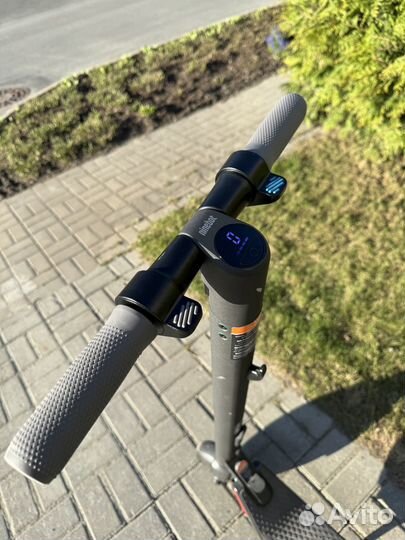 Электросамокат Ninebot KickScooter ES2