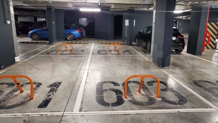 Машиноместо, 30 м²