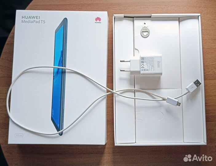 Планшет Huawei MediaPad T5 10 (2018)
