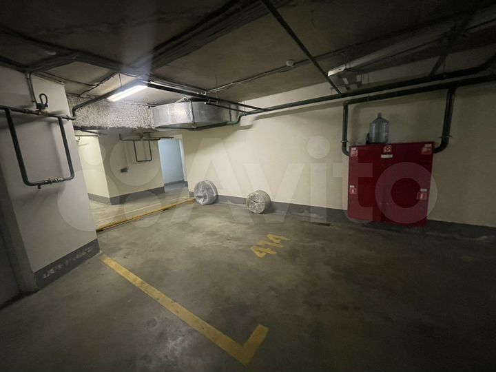 Машиноместо, 15 м²