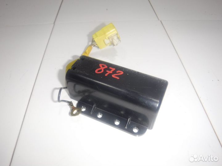 Выключатель Mitsubishi L200 4