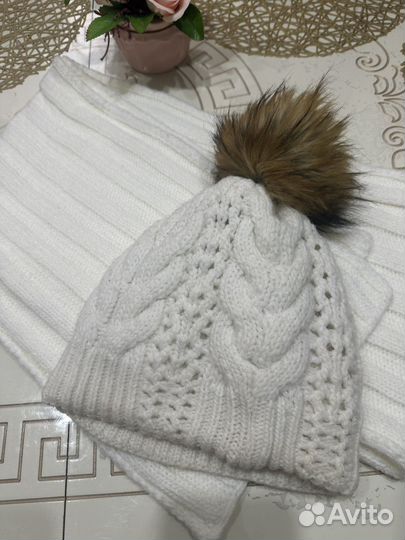 Шапка и шарф зимние женские