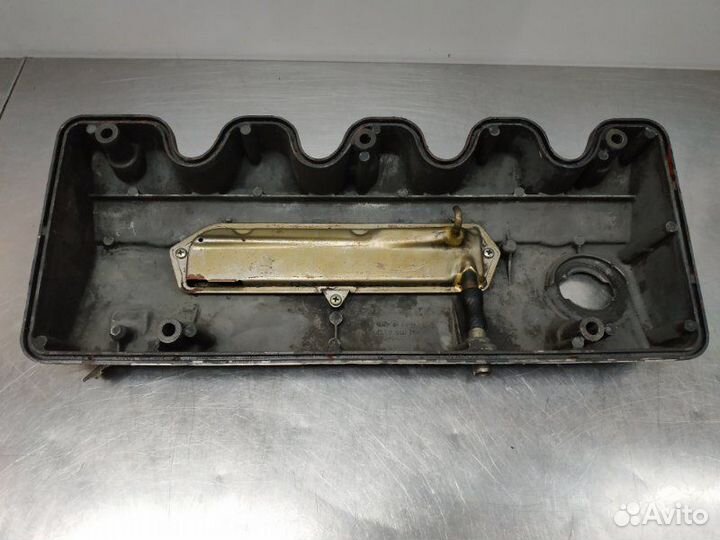 Крышка головки блока Mercedes-Benz E-Class W124