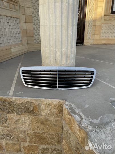 Решетка на Мерседес
