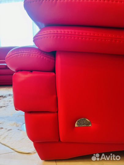 Диван угловой фабрика Калинка экокожа бу