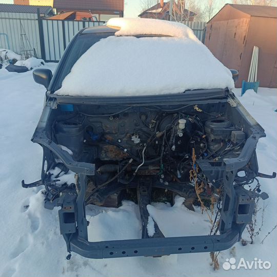 Кузов с доками Suzuki Aerio 2003. Двс 2 лит ра