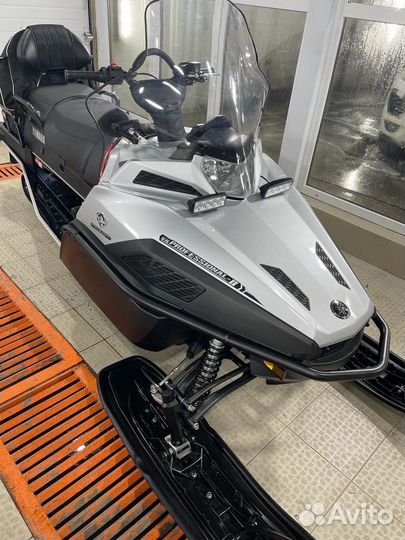 Снегоход Yamaha VK Professional II EPS с прицепом