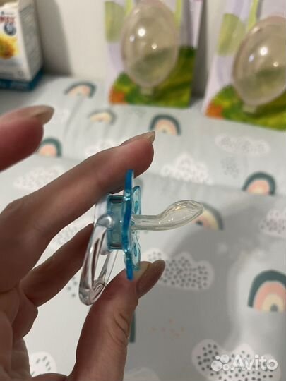 Пустышка ортодонтическая Dr.Brown's 0-6 мес 2 шт