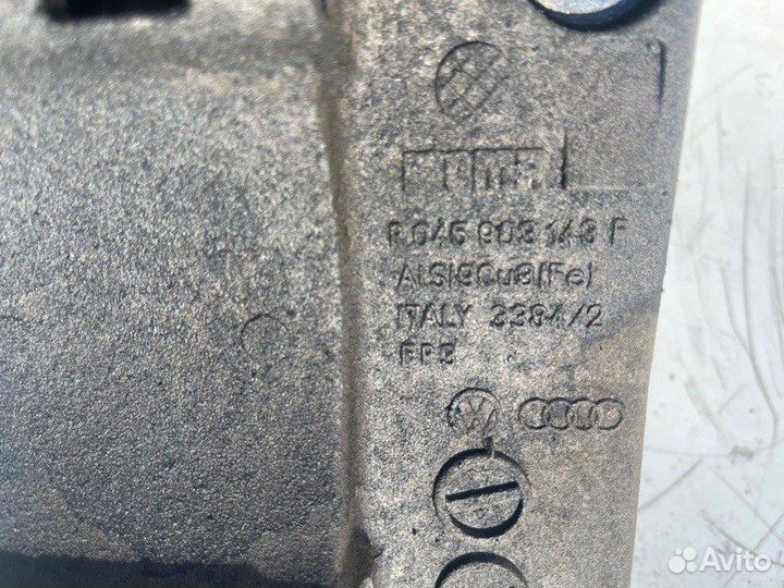 Кронштейн генератора Volkswagen Caddy BST 2008