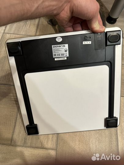 Весы напольные электронные Polaris