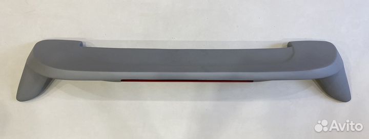 Спойлер Mitsubishi Pajero V30