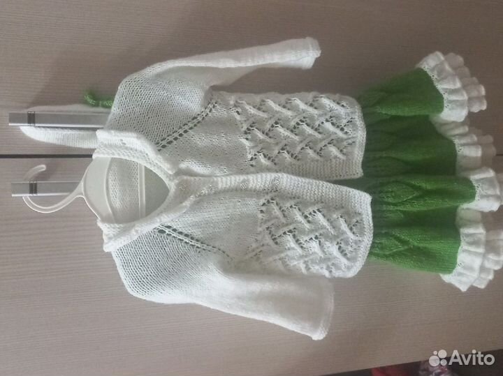 Продам платье ручной вязки