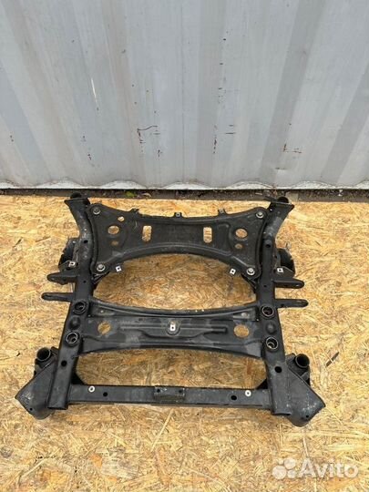 Подрамник передний Bmw X3 F25