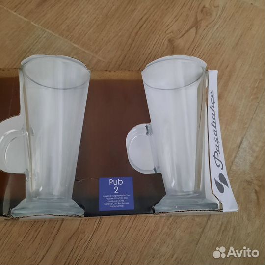 Вазочки, нож, стаканы, пармезанница