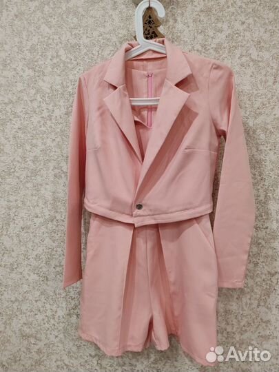 Костюм женский р. 42