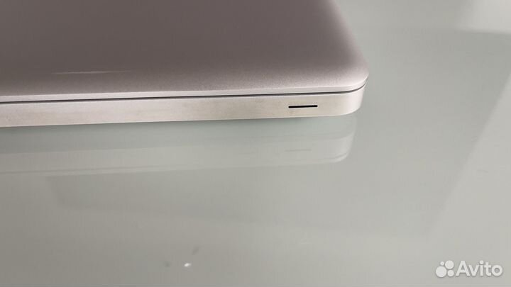 Apple Macbook pro 17 2011, i7, 16gb, матовый