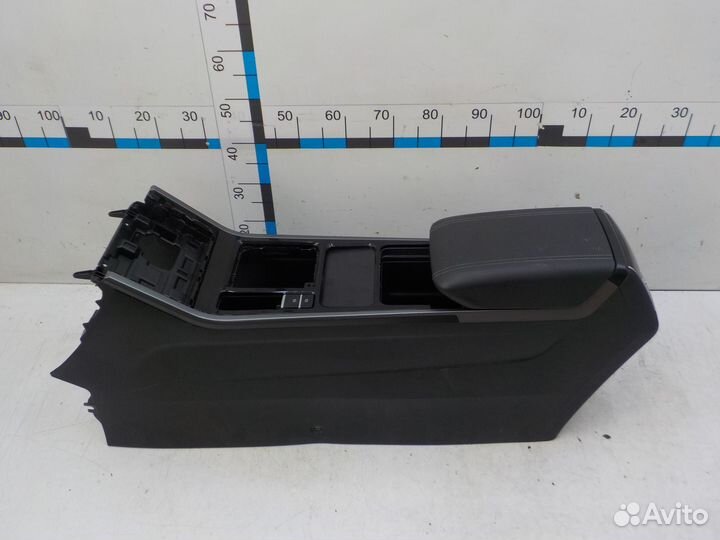 Б/У Б/У Подлокотник Chery Tiggo 4 Pro 2020
