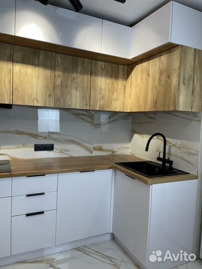 Кухня с островом