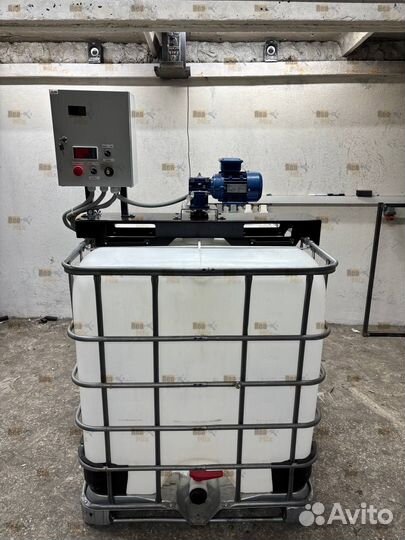 Химический реактор с подогревом и шкафом управления