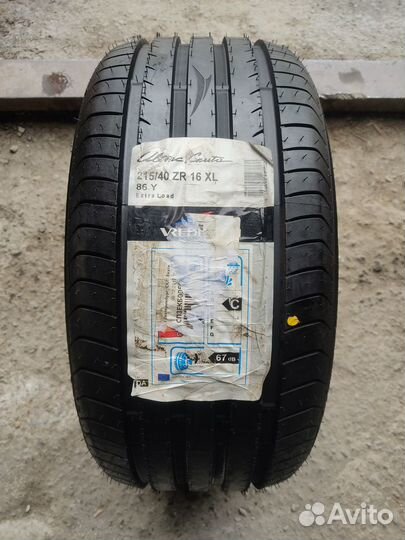 Vredestein Ultrac Cento 215/40 R16 86Y