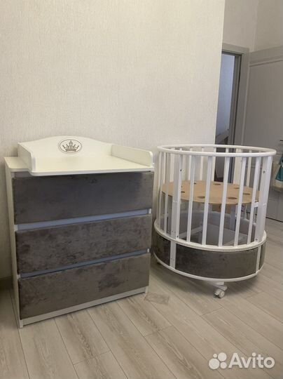 Детская кроватка трансформер круглая и комод