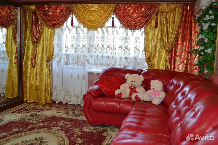 Шторы из золотой парчи 4м 17см х 2м 80см