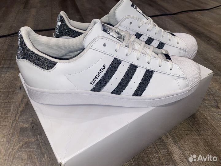 Adidas superstar