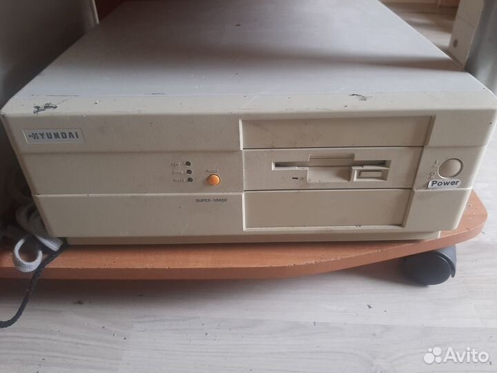 Компьютер нyndai super-386se