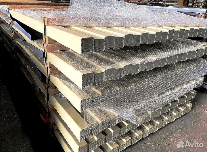 Профлист для забора и кровли в наличии С-44 х 1000