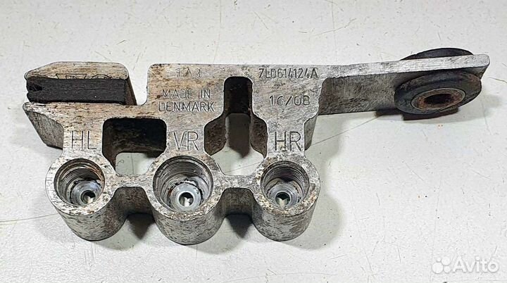 Тройник тормозной Audi Q7, Volkswagen Touareg GP