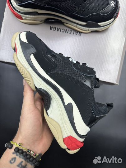 Кроссовки Balenciaga Triple S