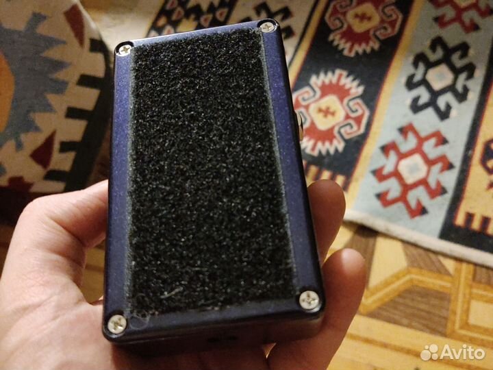 Басовая педаль перегруза DemonFx Alpha Omicron