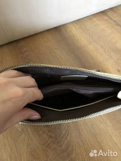 Сумка бежевая кожа