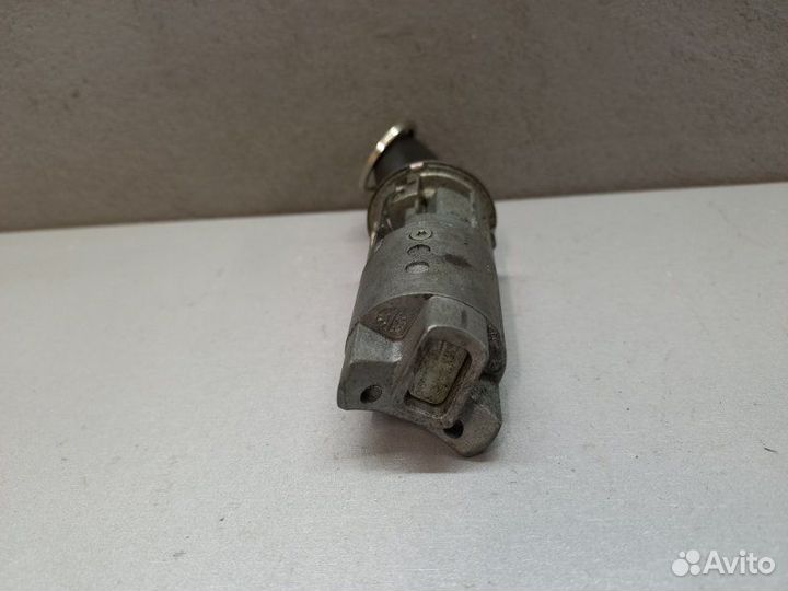 Замок зажигания Renault Logan 2010