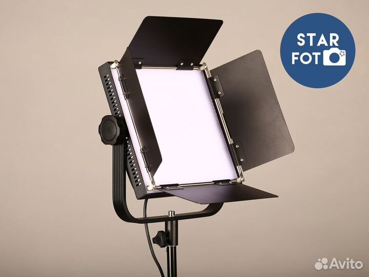 Видеосвет / 75 Вт, RGB свет