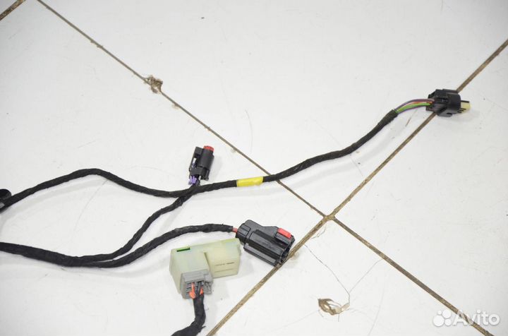 Проводка двери задняя правая Jeep Grand Cherokee