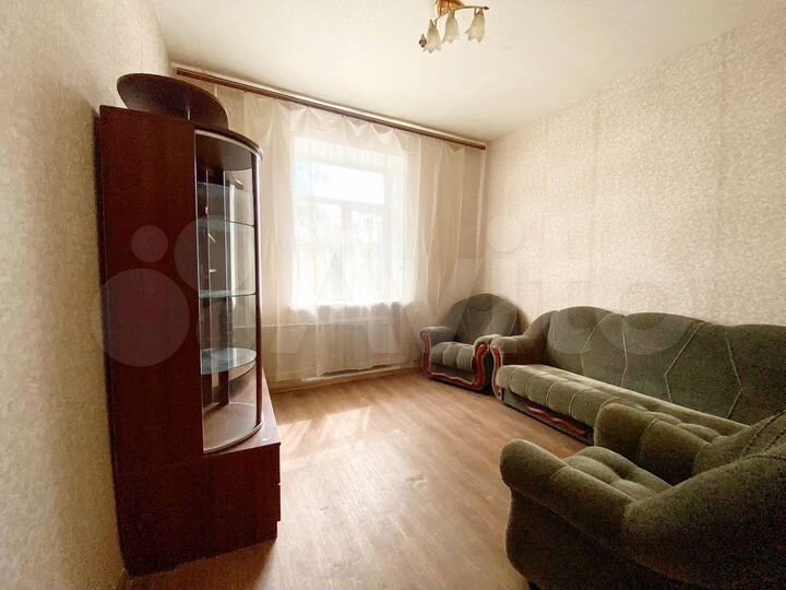 2-к. квартира, 43 м², 2/4 эт.