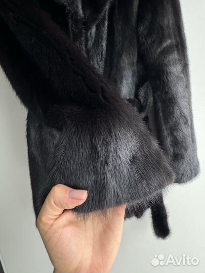 Норковая натуральная шуба черная