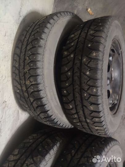 Bridgestone Ice Cruiser 7000S 175/70 R14 84T