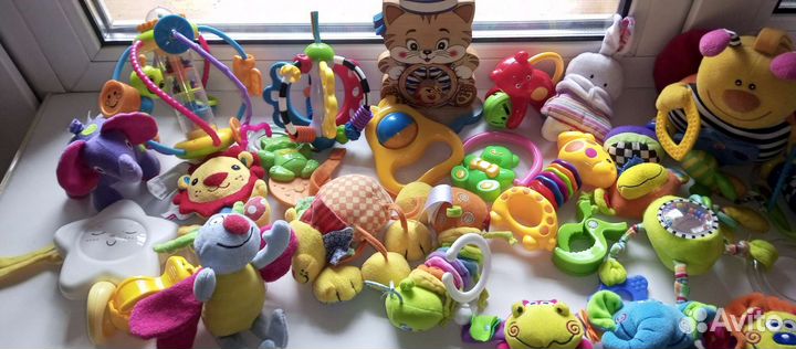 Развивающие игрушки пакетом