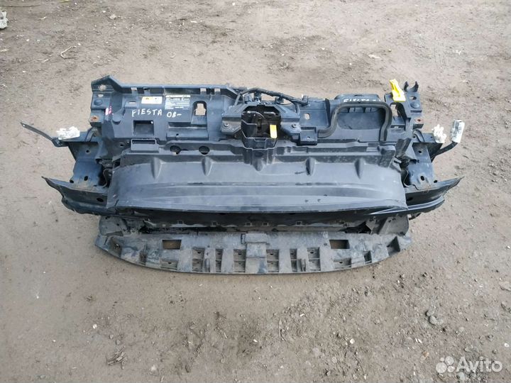 Панель передняя Форд Фиеста 2008-2012г