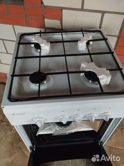 Плита газовая новая